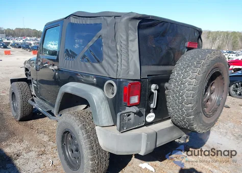 2013 Jeep Wrangler Sport z USA, uszkodzony, nr VIN 1C4AJWAG7DL544502